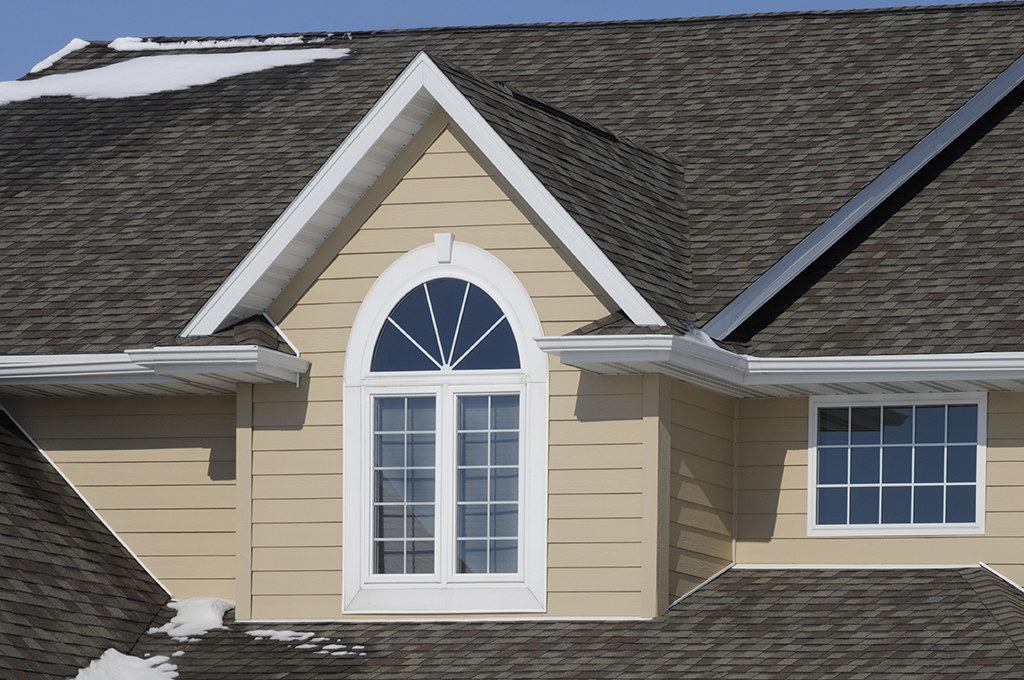 2-Popular-Roofing-Options-for-a-Cold-Climate